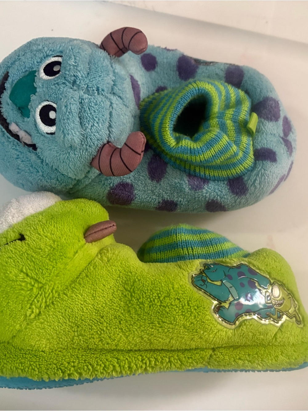 Monsters, Inc. Plush Slipper Booties - Sulley & Mike (Green/Blue) - Picture 4 of 4